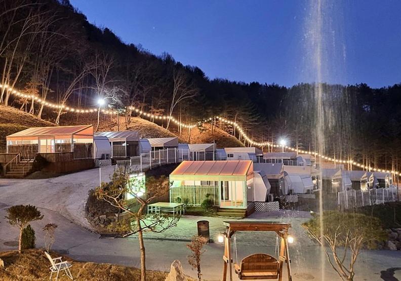 Chuncheon Weolsongli Camp Hotel Room photo