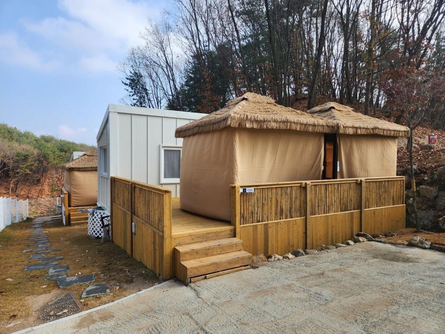 Chuncheon Weolsongli Camp Hotel Room photo